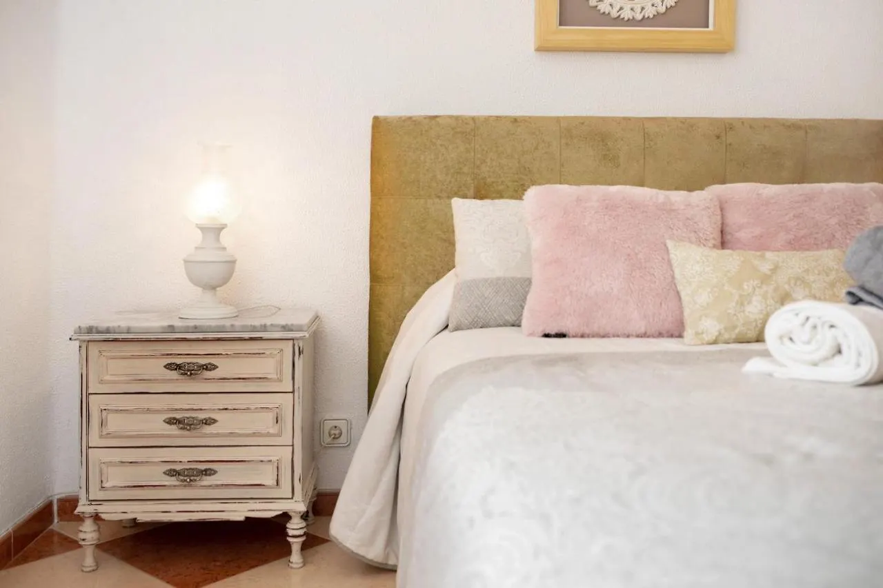 Grand Beachside Apartment - Cadiz Spain