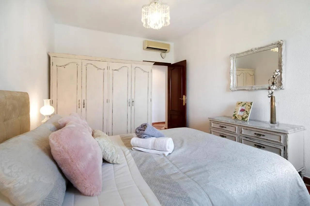 Grand Beachside Apartment - Cadiz