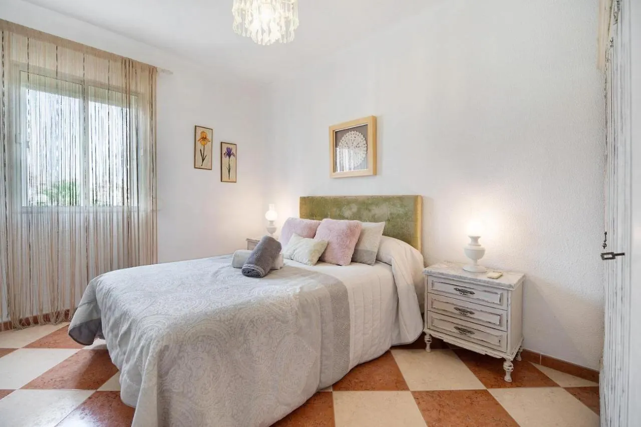 Grand Beachside Apartment - Cadiz