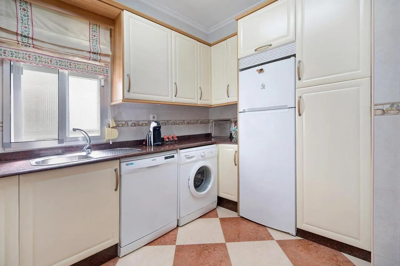 Grand Beachside Apartment - Cadiz