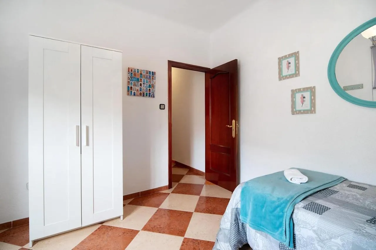 Grand Beachside Apartment - Cadiz Spain