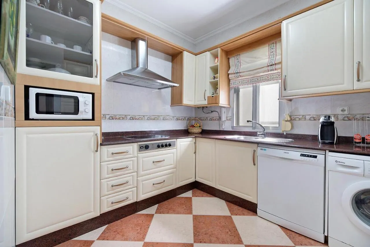Grand Beachside Apartment - Cadiz