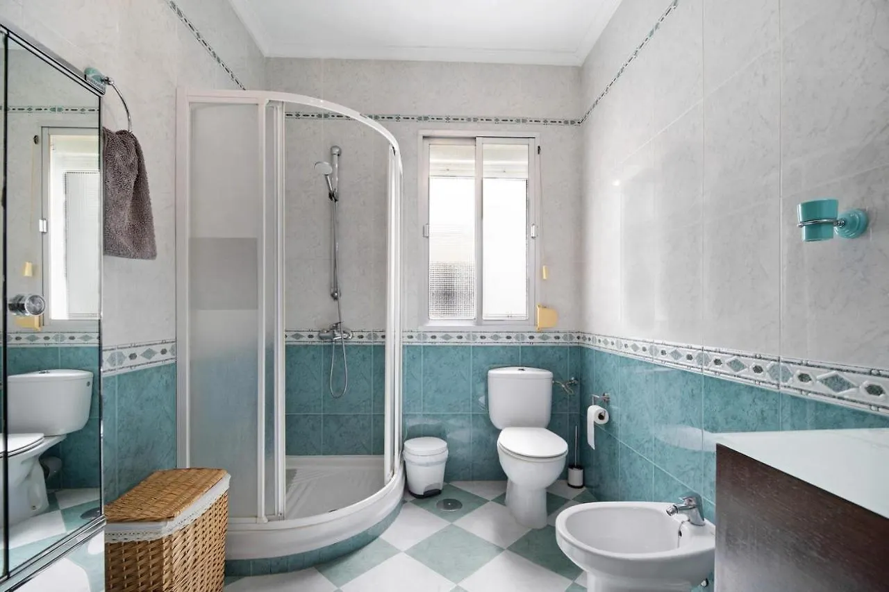 Grand Beachside Apartment - Cadiz